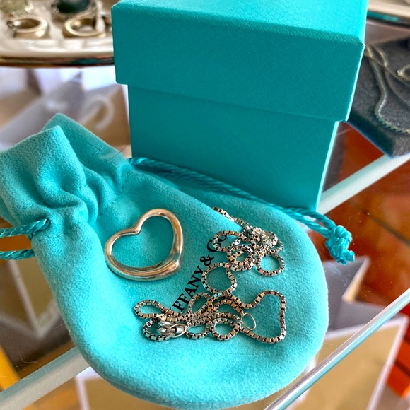 Authentic Tiffany & Co. Open Heart Pendant - Picture 2 of 7
